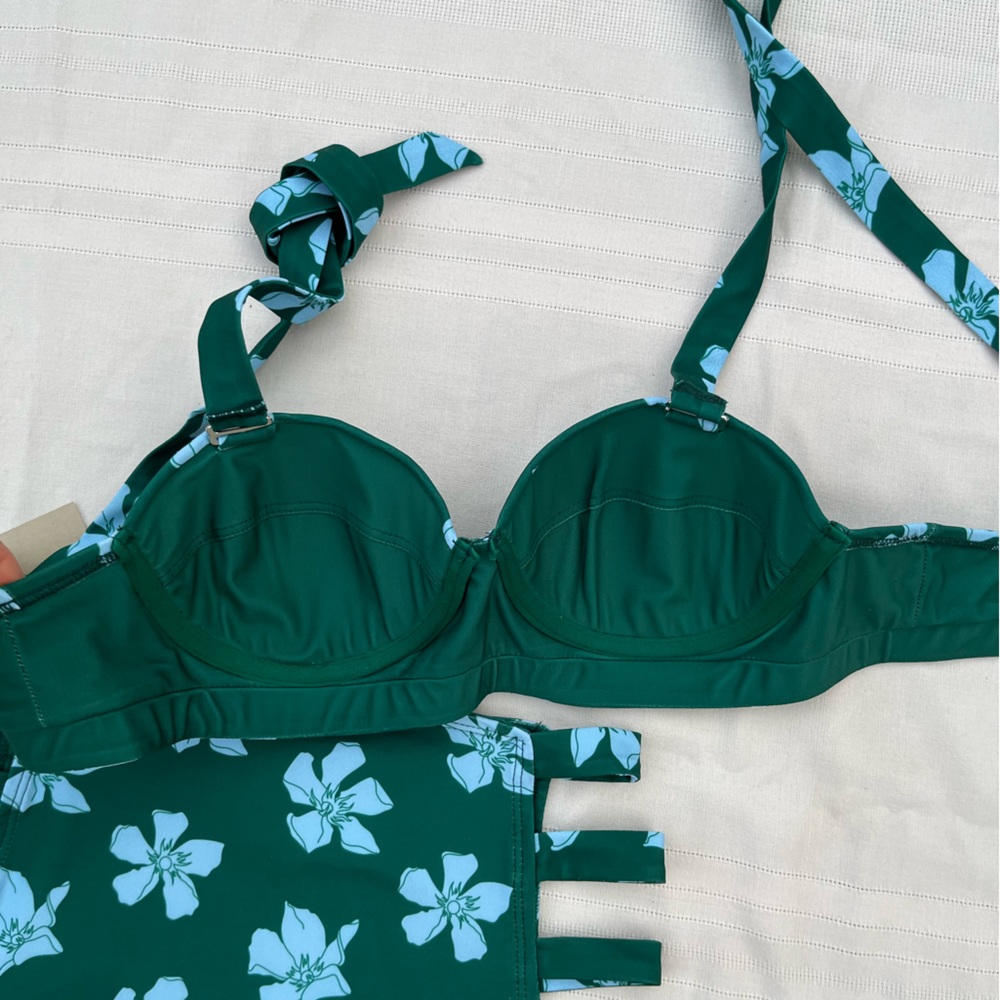 New XS Green High Waist Bikini - Picture 7 of 11